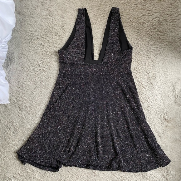 Urban outfitters low cut flowy sparkle dress - Picture 2 of 3